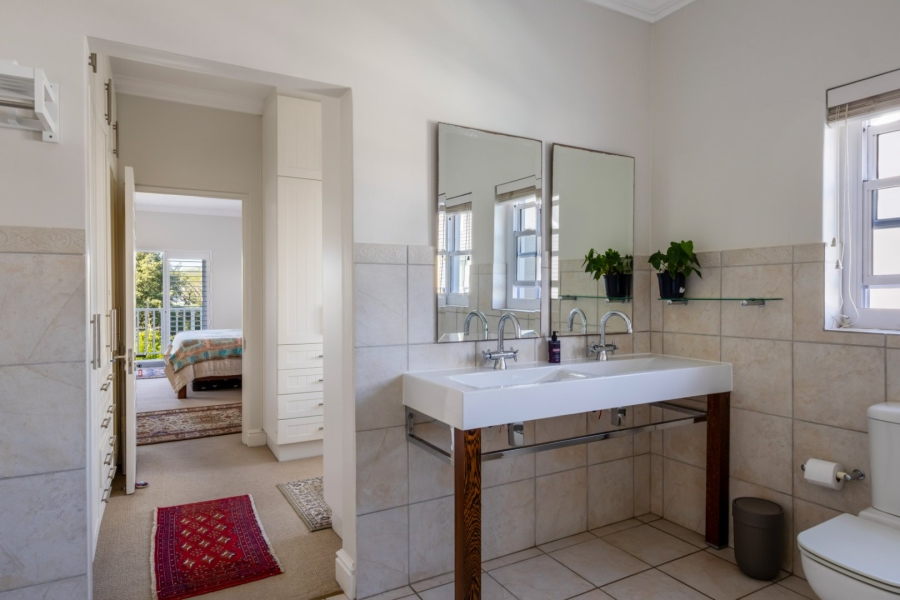 4 Bedroom Property for Sale in Thesen Islands Western Cape